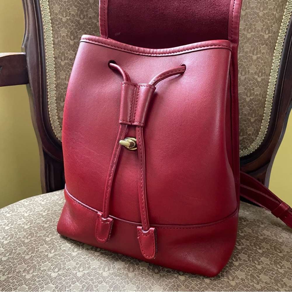 Vintage Coach #9960 Daypack in Red - Picture 11 of 16